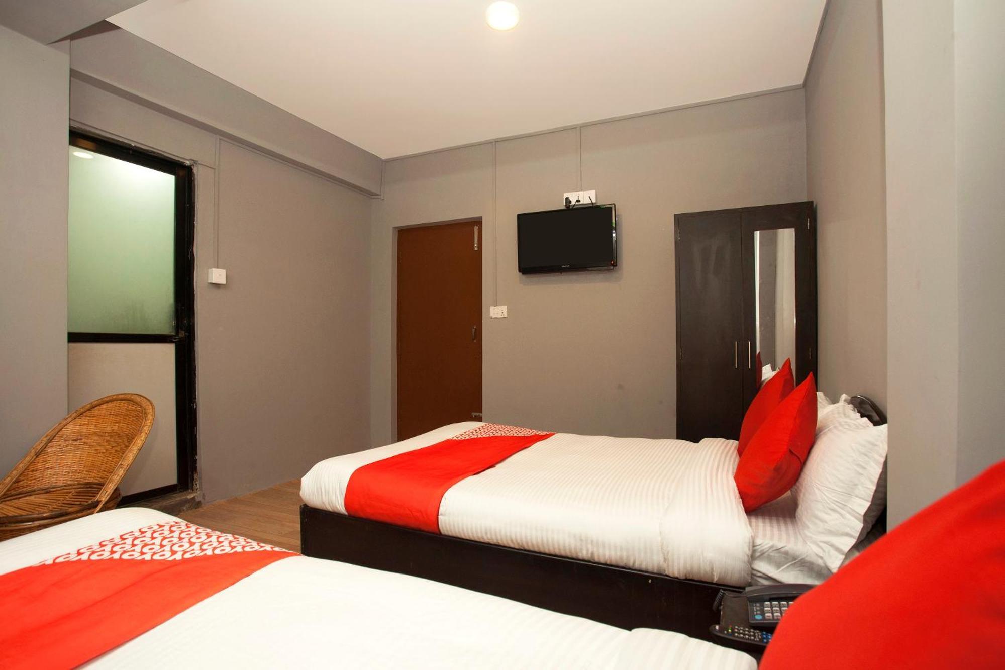 Oyo 587 Hotel Tradition Inn Kathmandu Exterior photo