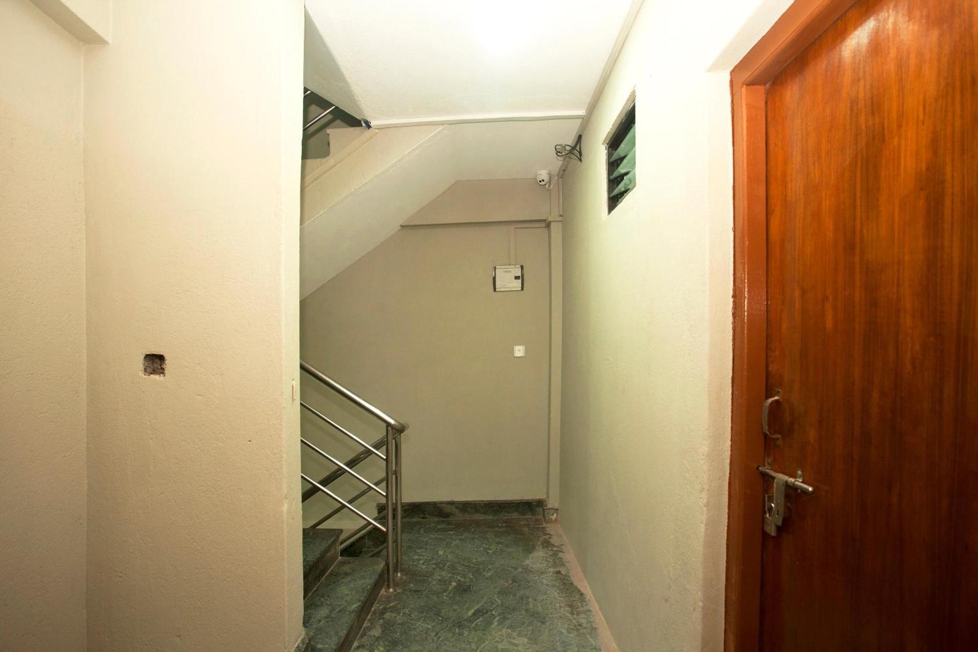 Oyo 587 Hotel Tradition Inn Kathmandu Exterior photo